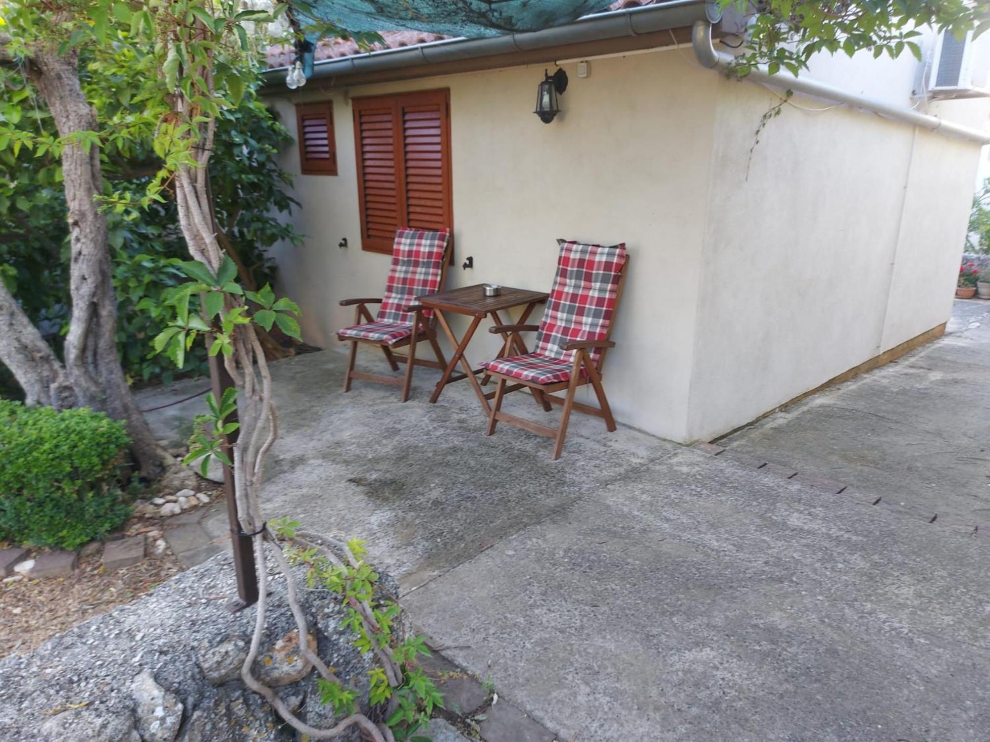 Apartmani Bugenvilija Brbinj Exterior photo